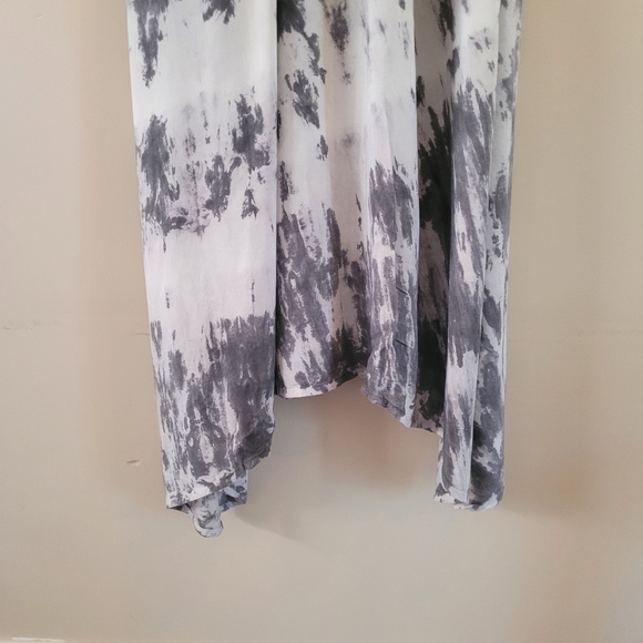 Billabong grey and white sundress - Picture 5 of 5